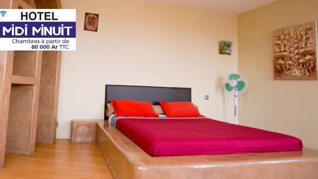 Midi Minuit Hotel Antananarivo Buitenkant foto